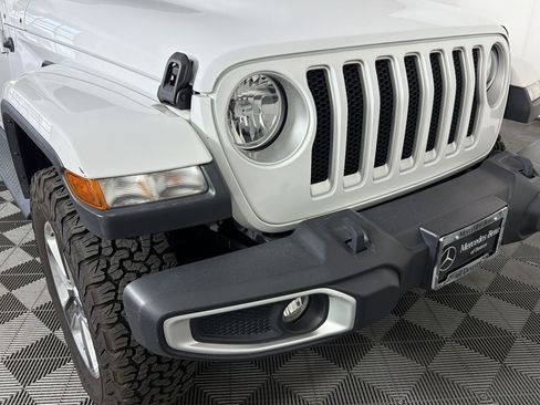 Used 2020 Jeep Wrangler Unlimited Sahara AWD/4WD image 11