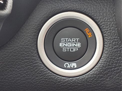 New 2026 RAM 2500 Laramie w/ Towing Technology Group AWD/4WD image 12