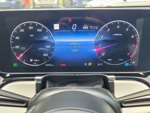 Used 2022 Mercedes-Benz S 580 4MATIC Sedan w/ AMG Line Package image 14