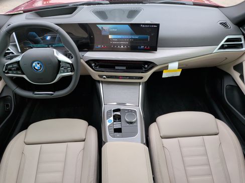 Used 2025 BMW i4 xDrive40i w/ Premium Package AWD/4WD image 18