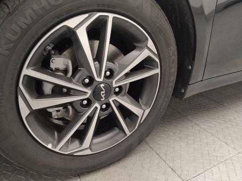 Used 2024 Kia Forte LXS FWD image 31