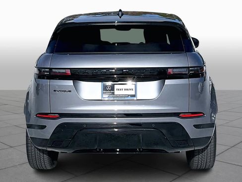 Used 2024 Land Rover Range Rover Evoque Dynamic SE image 4