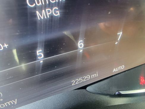 Used 2025 RAM 1500 Big Horn AWD/4WD image 18
