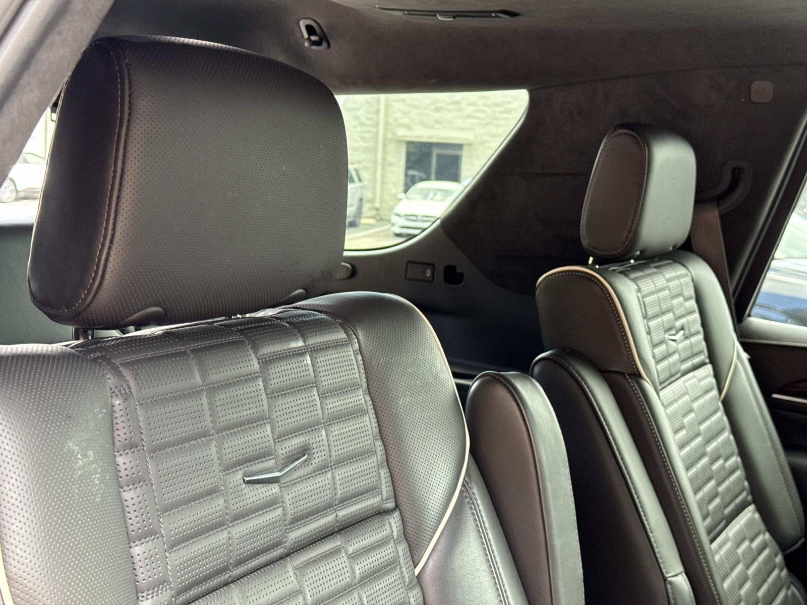 Used 2023 Cadillac Escalade Premium Luxury Platinum AWD/4WD image 26