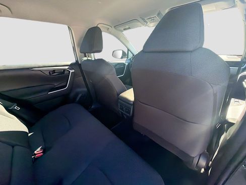 Used 2025 Toyota RAV4 LE image 29