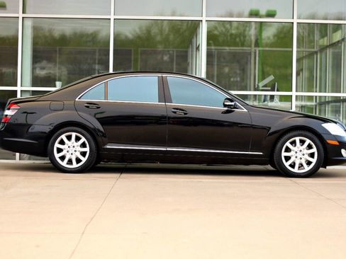 Used 2007 Mercedes-Benz S 550 image 8