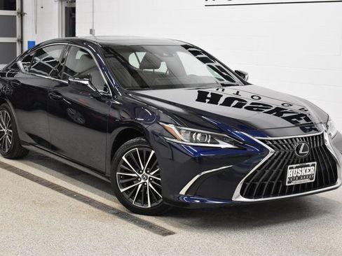 Used 2024 Lexus ES 350 image 1