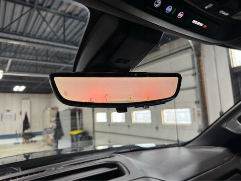 Used 2019 Chevrolet Silverado 1500 High Country w/ Technology Package image 20