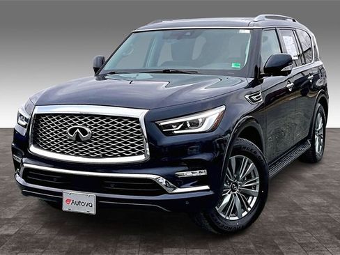 Used 2024 INFINITI QX80 Luxe image 3