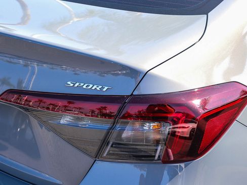 Certified 2025 Honda Civic Sport image 9