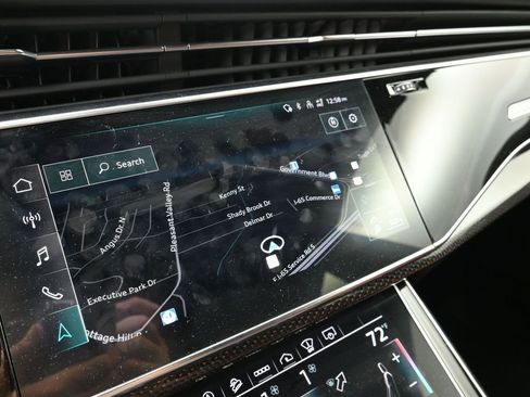 Used 2021 Audi SQ8 Prestige w/ Prestige Package image 22