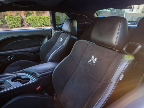 Used 2021 Dodge Challenger R/T Scat Pack w/ Plus Package image 15