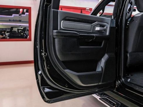 Used 2022 RAM 2500 Big Horn image 40