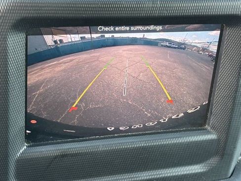 Used 2020 Jeep Wrangler Unlimited Sport image 32