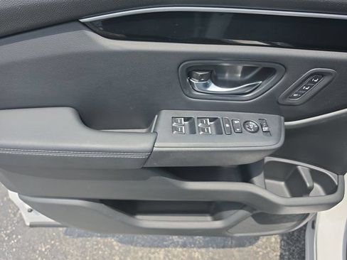 Used 2024 Honda Pilot EX-L image 16