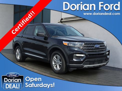 Certified 2023 Ford Explorer XLT w/ Equipment Group 202A image 1