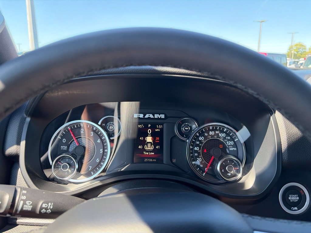 Used 2025 RAM 1500 Big Horn AWD/4WD image 19