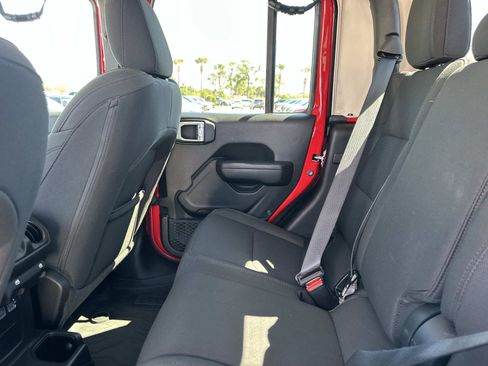 Certified 2022 Jeep Gladiator Sport image 13