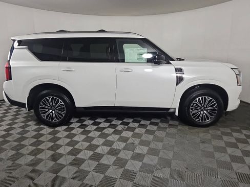 New 2026 Nissan Armada Platinum image 5