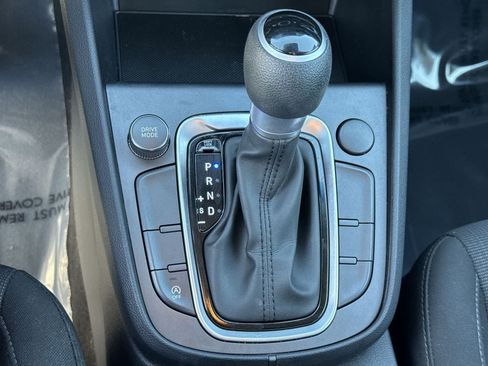 Used 2022 Hyundai Kona SEL FWD image 39