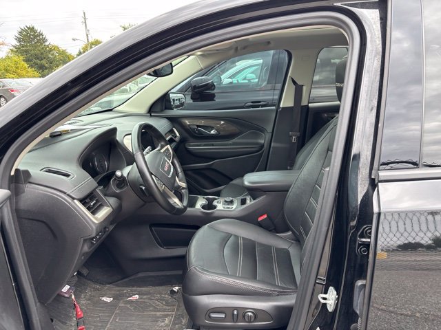 Used 2023 GMC Terrain Denali w/ LPO, Floor Liner Package AWD/4WD image 2