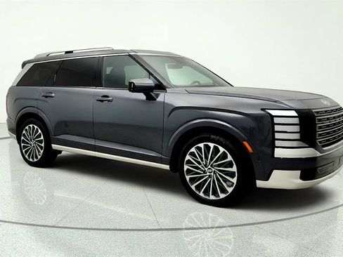 Used 2026 Hyundai Palisade Calligraphy AWD/4WD image 3