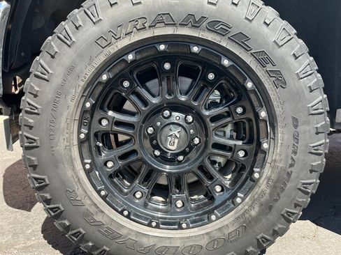 Used 2017 Ford F150 Lariat AWD/4WD image 37