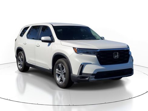 Used 2025 Honda Pilot EX-L image 1