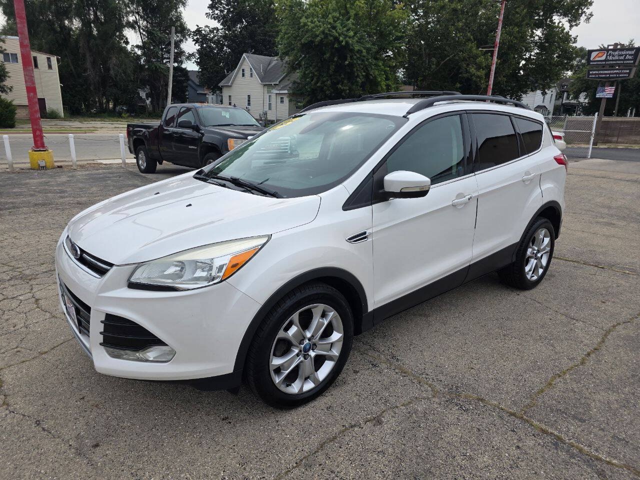 Used 2013 Ford Escape SEL FWD image 1