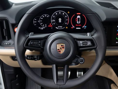 New 2026 Porsche Cayenne Coupe AWD/4WD image 14