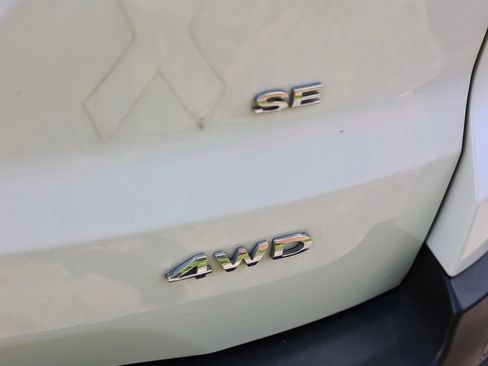 Used 2022 Ford EcoSport SE w/ SE Convenience Package AWD/4WD image 8