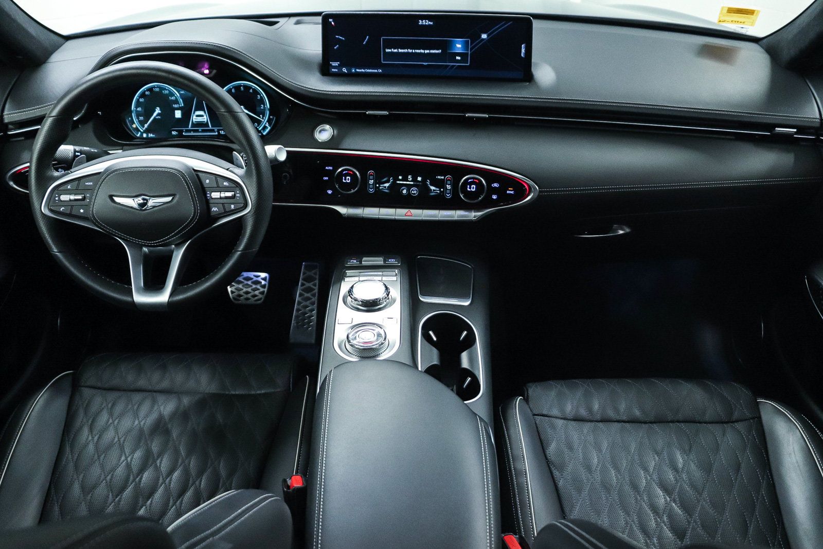 Used 2023 Genesis GV70 3.5T Sport w/ Sport Prestige Package AWD/4WD image 12