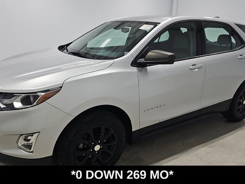 Used 2019 Chevrolet Equinox LS FWD image 1
