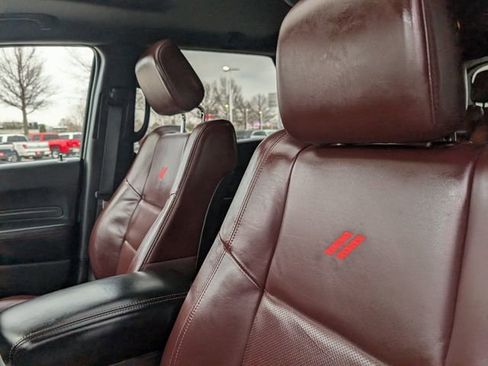 Used 2024 Dodge Durango GT AWD/4WD image 13
