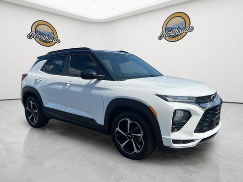 Used 2021 Chevrolet TrailBlazer RS w/ Convenience Package FWD image 4