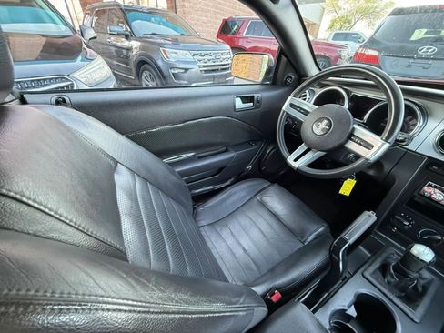 Used 2005 Ford Mustang GT Premium RWD image 36