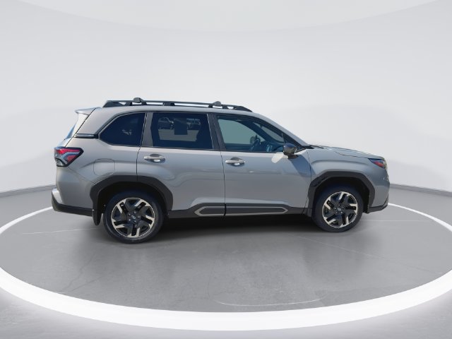 Used 2025 Subaru Forester Limited AWD/4WD image 8