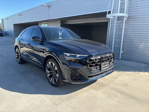 New 2026 Audi Q8 Premium Plus image 3