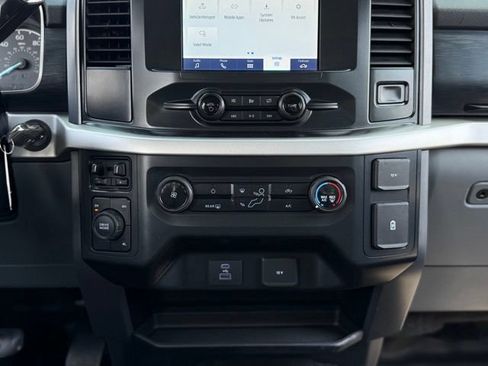 Used 2021 Ford F150 XLT AWD/4WD image 21
