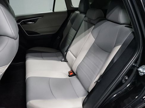 Certified 2025 Toyota RAV4 XLE Premium AWD/4WD image 29