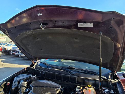 Used 2017 Cadillac XT5 Luxury image 72