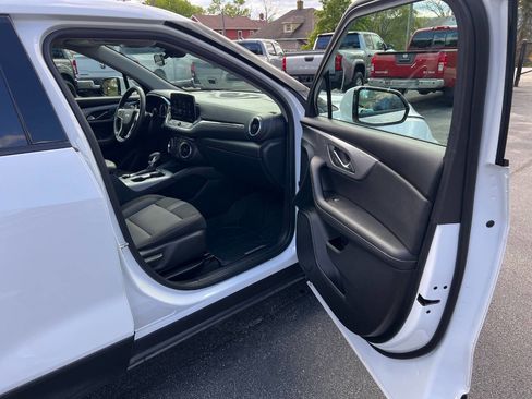 Used 2023 Chevrolet Blazer LT image 28