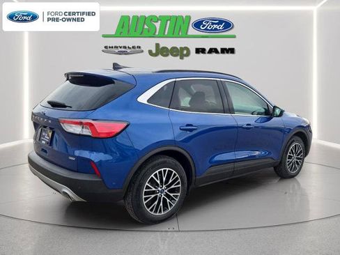 Certified 2022 Ford Escape Titanium w/ Titanium Premium Package FWD image 13