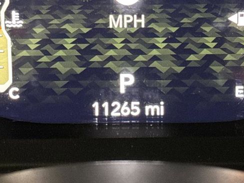 Used 2024 Jeep Wrangler Rubicon w/ Convenience Group image 6