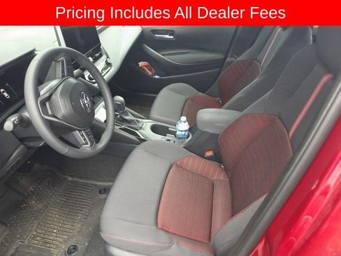 Used 2026 Toyota Corolla SE FWD image 2