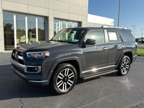 Certified 2024 Toyota 4Runner Limited AWD/4WD image 2