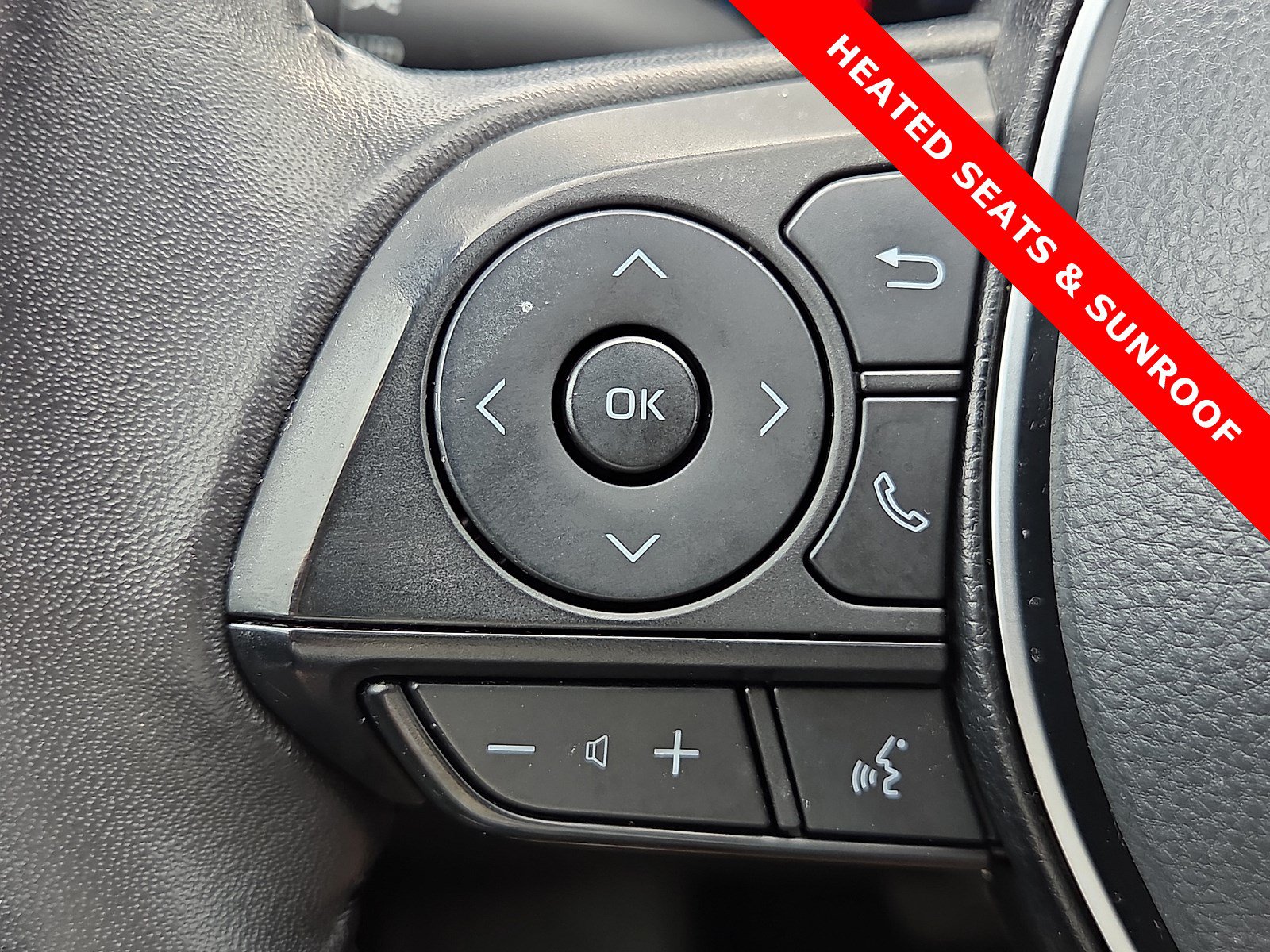 Used 2022 Toyota RAV4 XSE AWD/4WD image 21