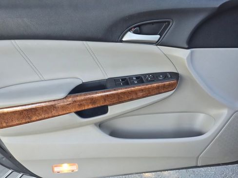 Used 2012 Honda Accord EX-L image 22