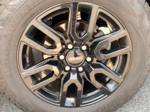 Used 2021 GMC Sierra 1500 Elevation AWD/4WD image 32