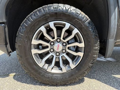 Used 2020 GMC Sierra 1500 AT4 w/ AT4 Premium Package AWD/4WD image 26